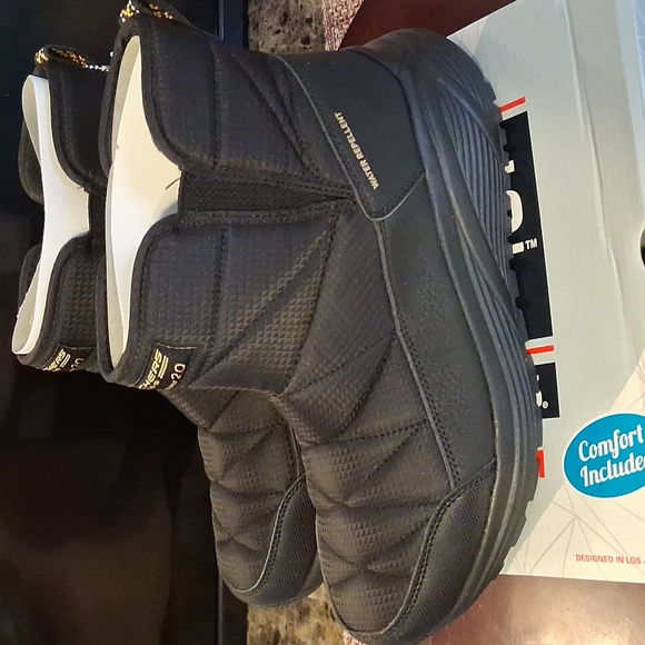 New Skechers BOBS Sport Black Quilted Ankle Boots Size 9 - Picture 3 of 6